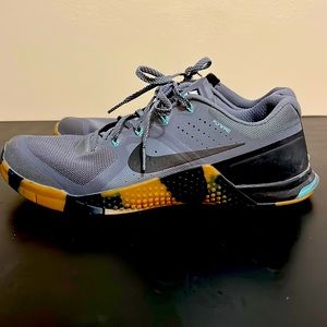 Nike Metcon 2s fly wire cross training shoes.